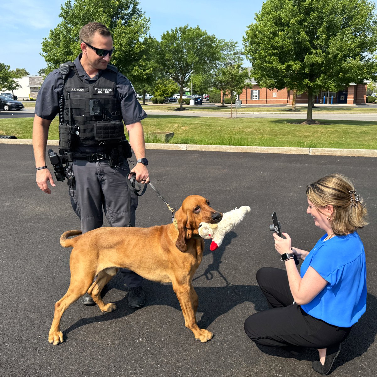 AAA_WCNY's tweet photo. The weeks keep flying by!
🐕 We’ve been enjoying the dog days of summer, literally, with the @nyspolice Canine Unit! 👮 Stay tuned for a traffic safety video coming soon!
📈 Our leadership team enjoyed a presentation by Susan O’Sullivan.
🎤 We participated in the @Amherst_Chamber Emerging Business Leaders Summer ProMix at the Niagara Street @BritesmithB.
😎 And our associates are soaking up summer weather with outdoor lunches!
Have a great weekend! 👋