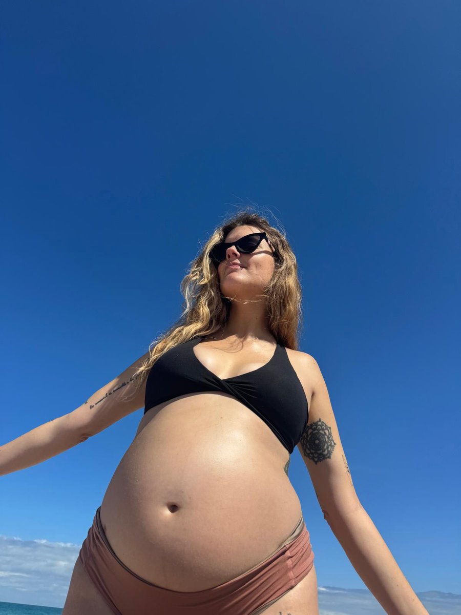 Lukig_4u's tweet photo. Beauty #bikini #pregnant https://t.co/qIEcEWySsf