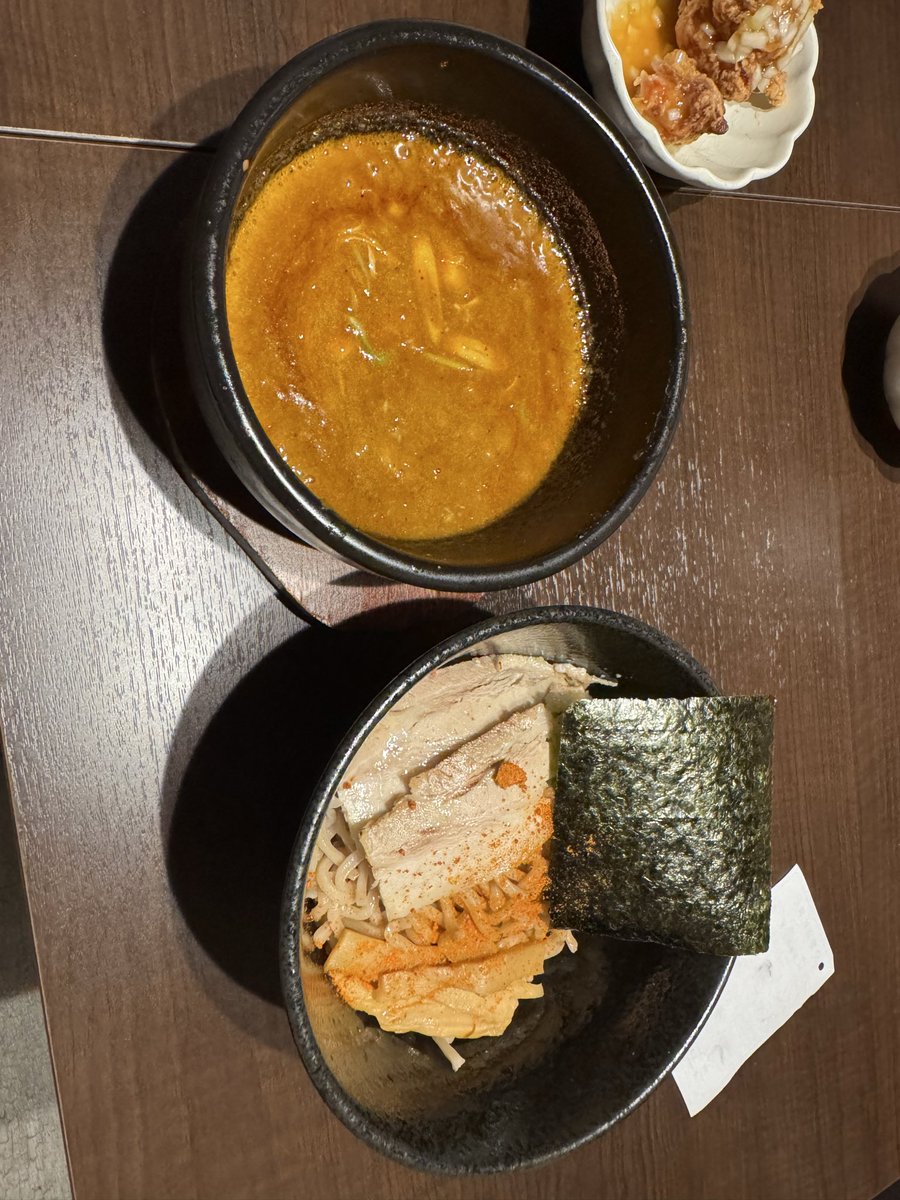 mikekizi's tweet photo. 本日の昼飯！
最高に辛くて麺しか食べきれなかった…
いずれリベンジしなくては！ https://t.co/wiu1uY7Rks