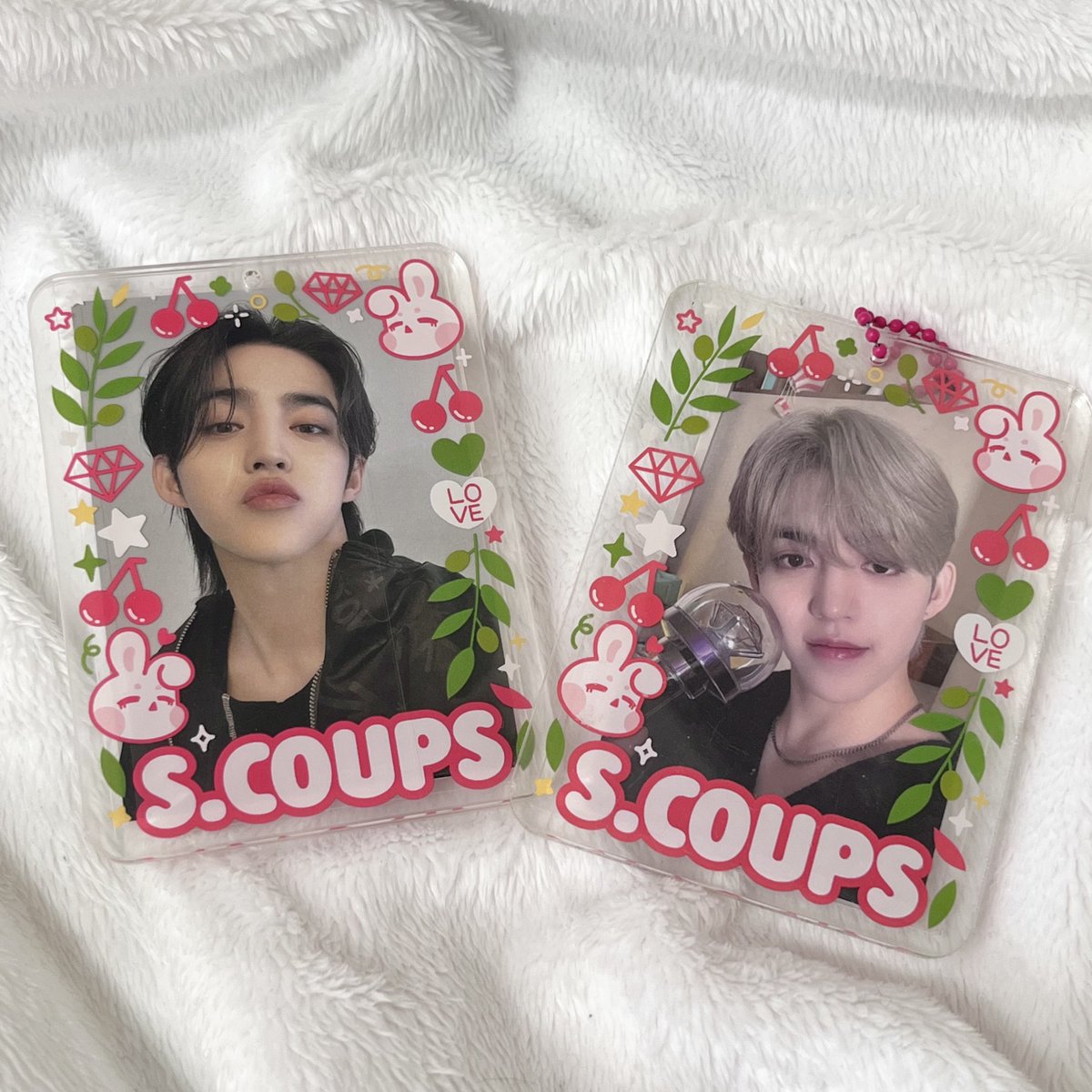 s_cherry_'s tweet photo. ❤️HAPPY S.COUPS DAY EVENT❤️

#에스쿱스 의 생일을 맞이하여 앙앙절 기념 아크릴 포카 홀더 나눔 #RT 이벤트 진행합니다.ᐟ 

🍒 8월 3일 당발(총 5명 추첨)
🍒 국내주소 한정, 배송비 부담 해주셔야해요 
🍒 후기작성 가능하신 분

* 포카 제외, 아크릴 홀더만 발송됩니다 :) https://t.co/NZFZT5YLdL