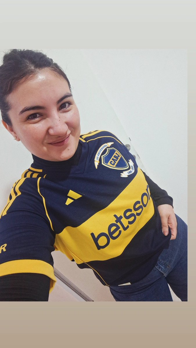 CotichelliRita's tweet photo. 💙💛💙 https://t.co/k1qfkJRH5m