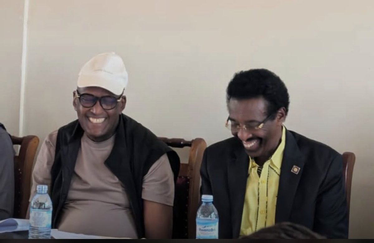 jkmuhwezi's tweet photo. When I talked about UNITY being the first point of service for our people, this is precisely what I meant. I thank colleague MPs from Rukungiri District for walking the talk. UNITY eliminates INTRIGUE and drives the DEVELOPMENT of our people in all sectors. https://t.co/YXxOObDZfB