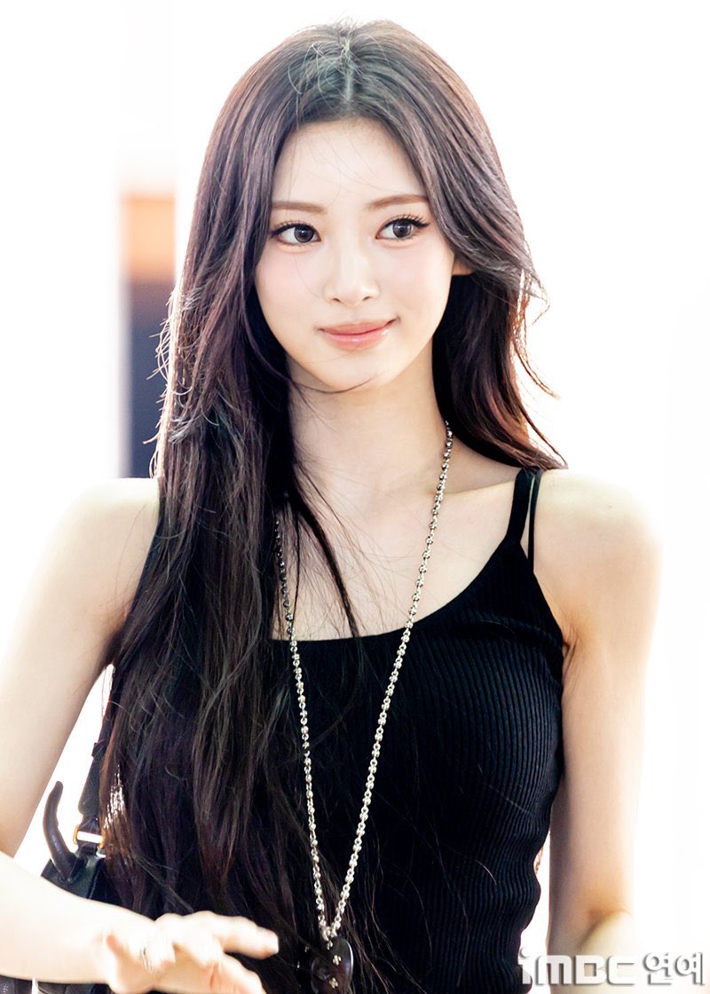 NEWSXANNA's tweet photo. 260724 ICN airport 

#ANNA #안나 #田中杏奈 #MEOVV #미야오 https://t.co/G0YsQyWJxZ