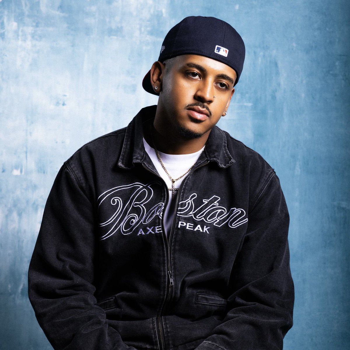 XMPLMAG's tweet photo. R&amp;B artist Andye has dropped his new single, ‘Easy’ 🔥

Listen: https://t.co/N6agjI6Gno https://t.co/Y4FY2UbfzT