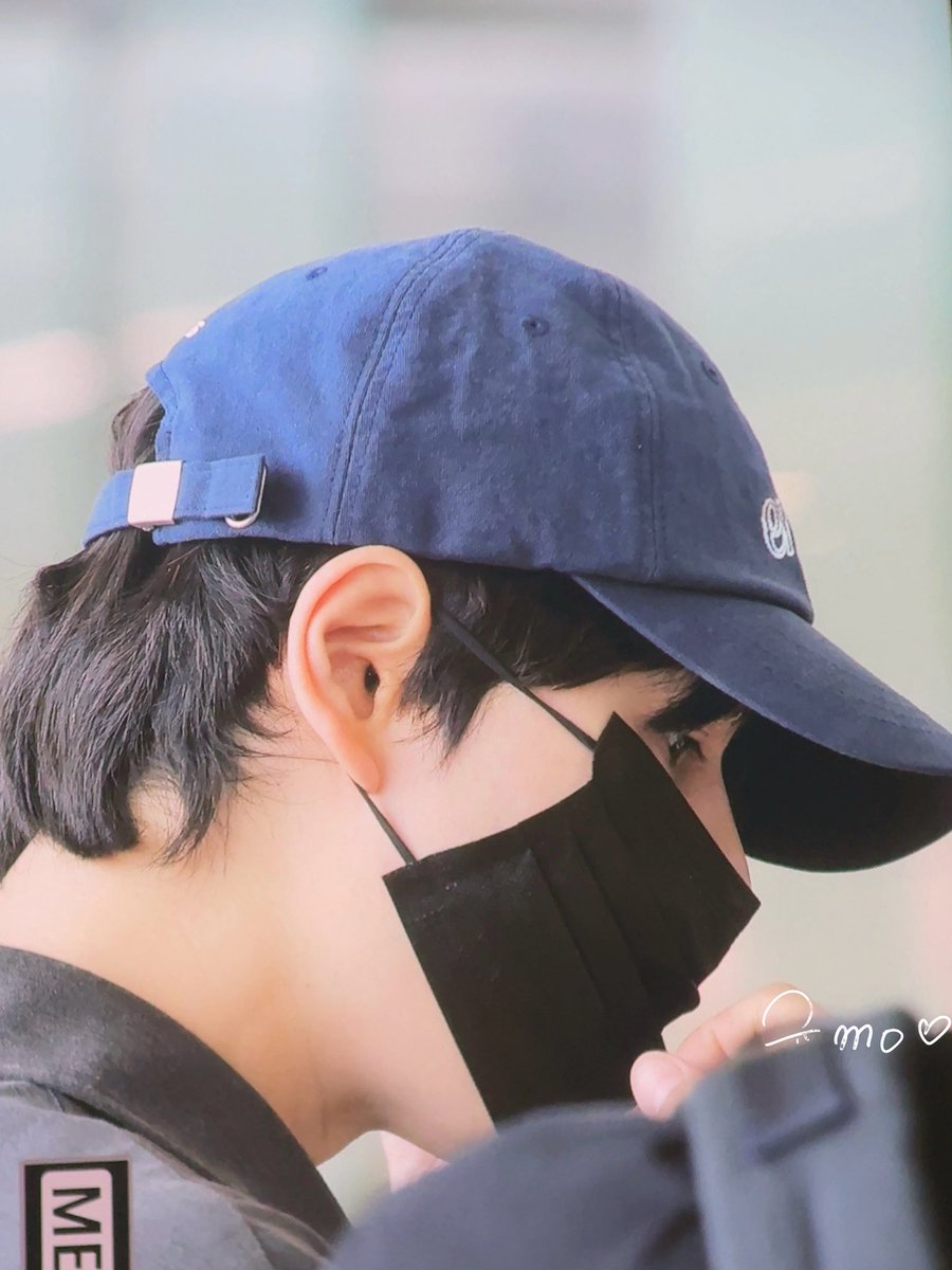 kyumo511's tweet photo. 260724ICN-Macao✈️

@GaemGyu 
#kyuhyun #규현 https://t.co/GujYhq3AJt