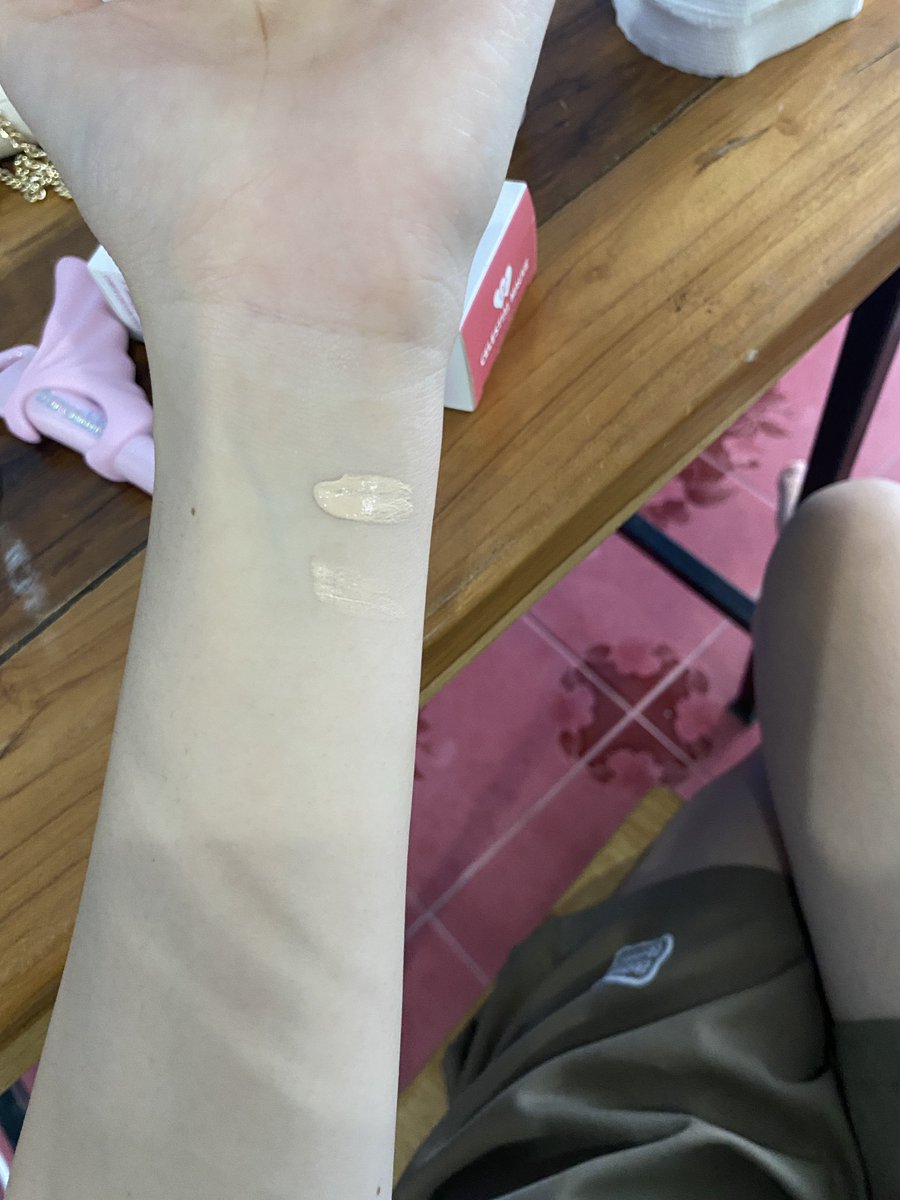 yuunenaa's tweet photo. ส่งต่อ รองพื้น supermom เบอร์ 19c
ลองใช้ไป 1 ครั้ง 
ซื้อมา 590
เราปล่อย 500 ส่งฟรี ���่ะ
#ส่งต่อเครื่องสำอาง #ส่งต่อsupermom #รองพื้นsupermom https://t.co/U6uyTWhuTE