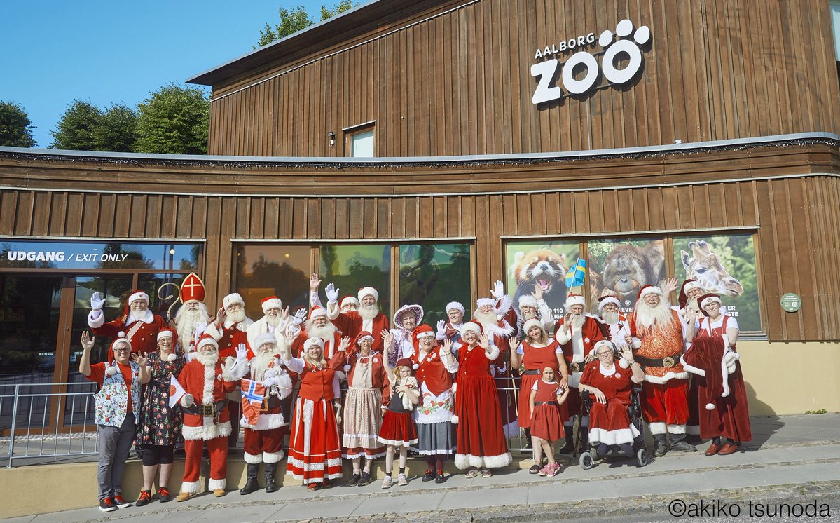 tsunoakko's tweet photo. 🎅WSCC🇩🇰2026 最終日ハイライト✨
最終日は世界サンタクロース会議のメイン会場となるオールボー動物園へ。
#pressforsantaclaus
 
https://t.co/4mvyyE0m9p https://t.co/zkZClKDziZ