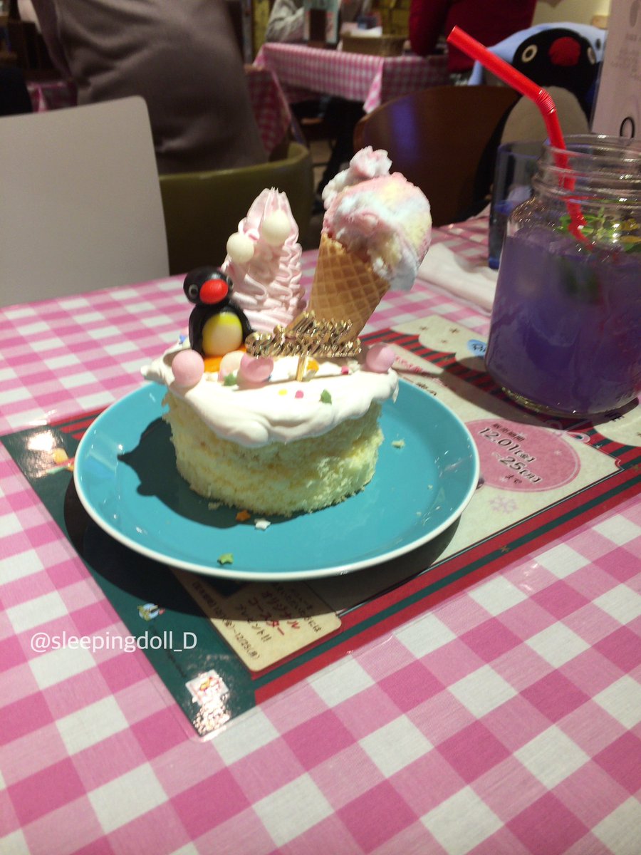sleepingdoll_D's tweet photo. 店内も可愛かった
3枚目にちらっと写っているぬいぐるみ、4枚目のぬいぐるみは自前です
カフェのピングーではありません https://t.co/SWhbFVsJ46