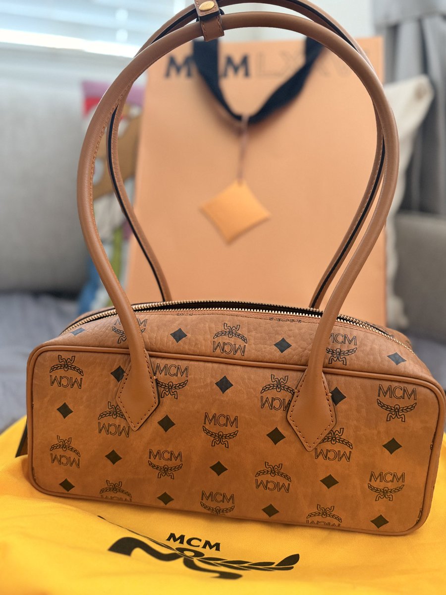 catlythecat's tweet photo. MCM EastWest Aren in cognac from Korea ♥️ https://t.co/JYvcHehmFk