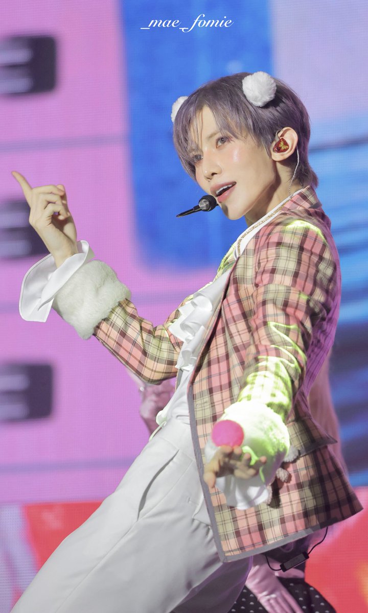 _mae_fomie's tweet photo. 260719 Fan meeting D3
Obsessed with this pretty girl……

── ⋆⊹ ᧔♡᧓ ⊹⋆ ──￼
.
#에이티즈 
#ATEEZ 
#여상
#YEOSANG https://t.co/gUnKxaUiJv