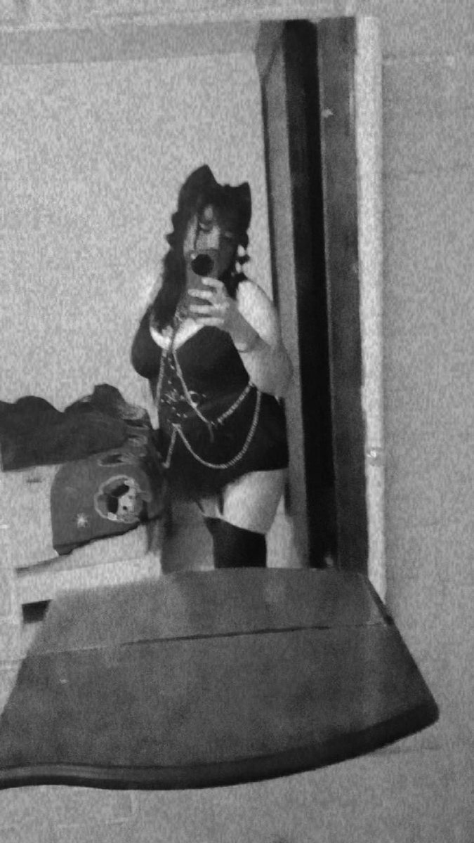 BrendaAlmendrss's tweet photo. #Lingerie #GothLingerie #AltGirl #Harness
#Cosplay #CosplayGirl #CosplayLatina
#OnlyFansFree
#FanslyFree
#OFpromo
#FanslyPromo
#OnlyFansGirls
https://t.co/GDcqtw7apk
https://t.co/k4IyYe6uEg https://t.co/ZnmIv2to1D