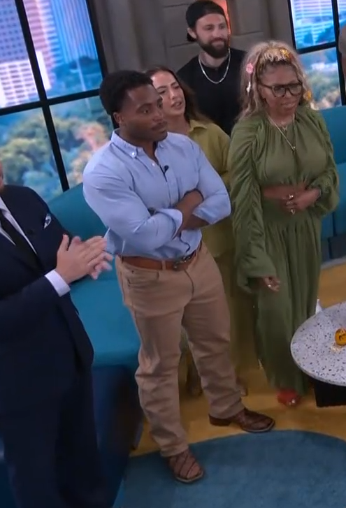BBLionOteV's tweet photo. lol at chuk after lyme kissed #bb28 😂 https://t.co/xE9hFjCyQX