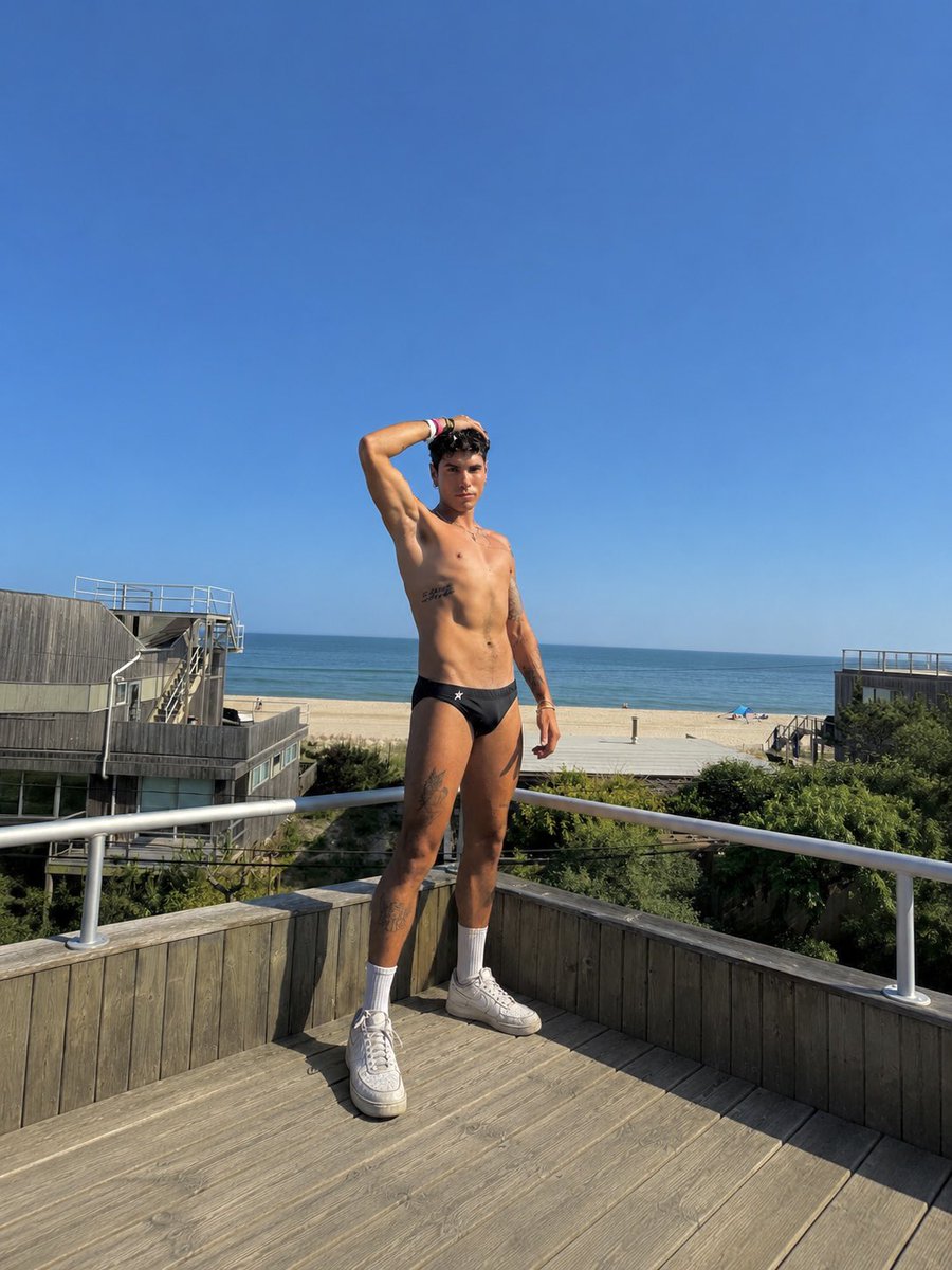 valentinodann's tweet photo. the front  vs  the back 💋
swimwear by @wearfreak https://t.co/fiSGWwL4Je