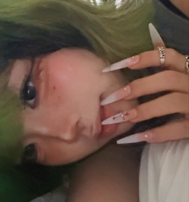데이🪀 tweet media