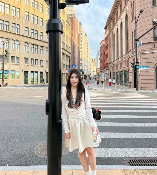 Chandra32274871's tweet photo. 同城的有没有同感的，浦东北蔡搭子有没有。#上海 每月只见2-3次。 #反差 https://t.co/7ESYfhL6IE