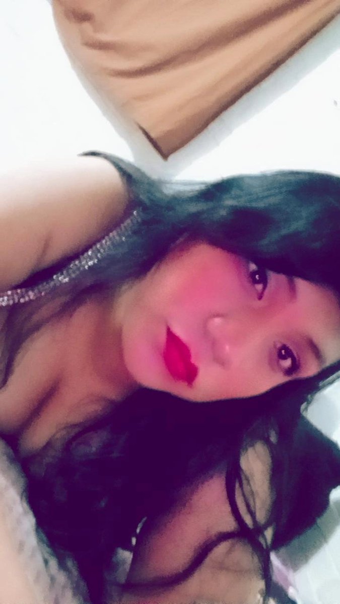 BrendaAlmendrss's tweet photo. @ConejutaGorda Las gorditas tenemos un no se que 😘😍🥵😈 https://t.co/m9gLjeeP9o