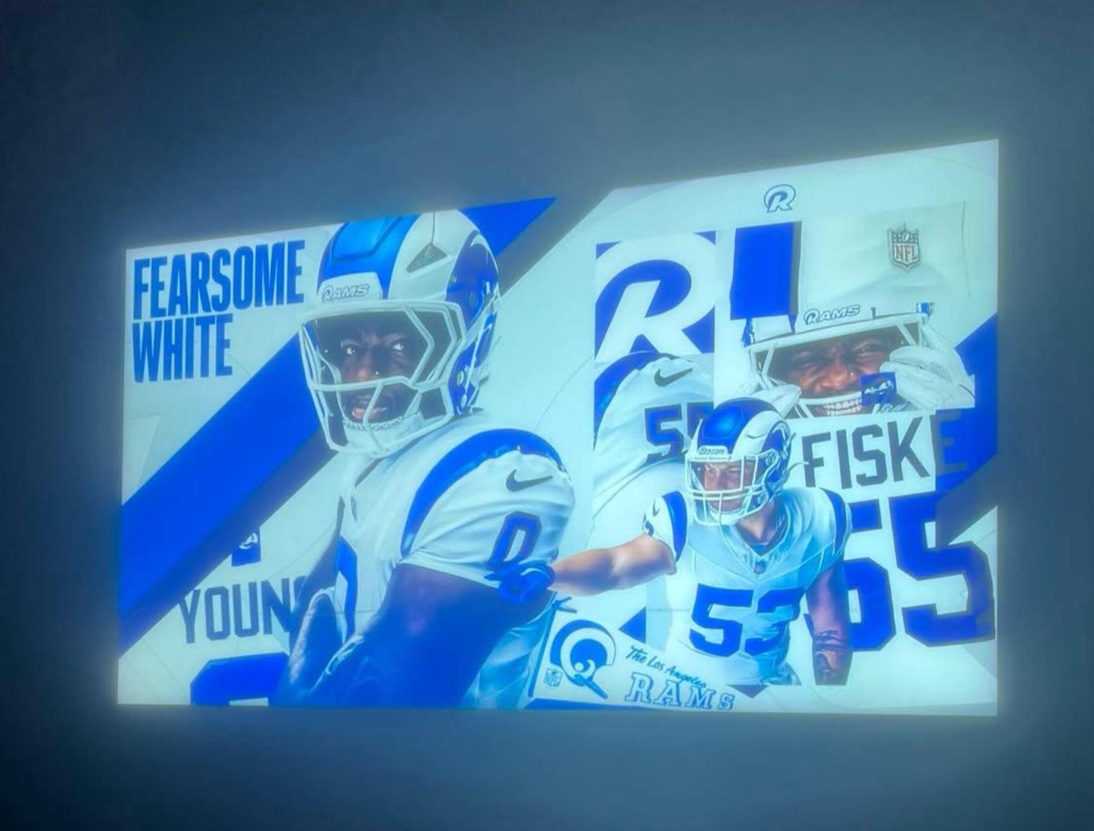 NFLLegendada's tweet photo. Novos uniformes dos Rams em primeira mão para vocês 

Nota da escala ADM: 7.0, poderiam usar os chifres de verdade nos uniformes retro ao invés das "bananas" https://t.co/AGivUGJjqh
