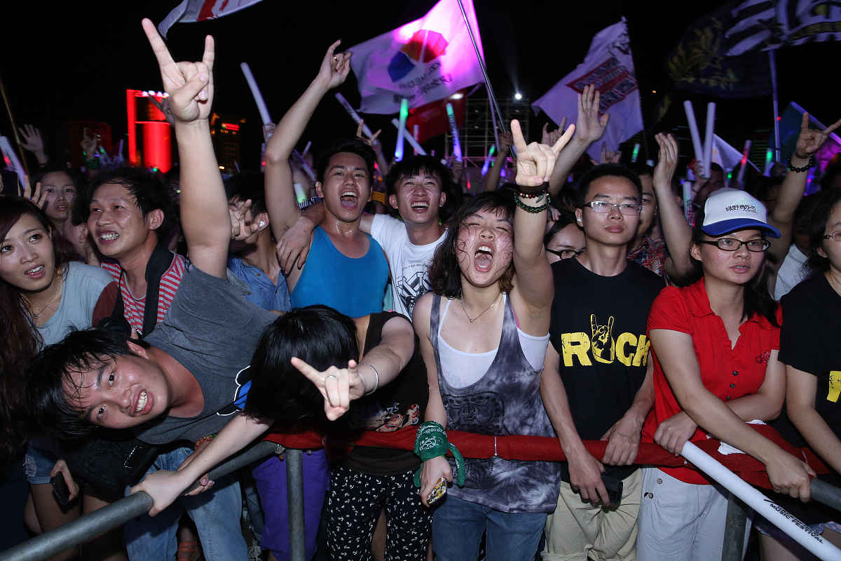 XImWSTWkr3Mg0Cu's tweet photo. 本周六晚8点，Livehouse超燃现场开票！ indie乐队带新专来炸场，约上搭子一起躁起来， https://t.co/5L472cH564