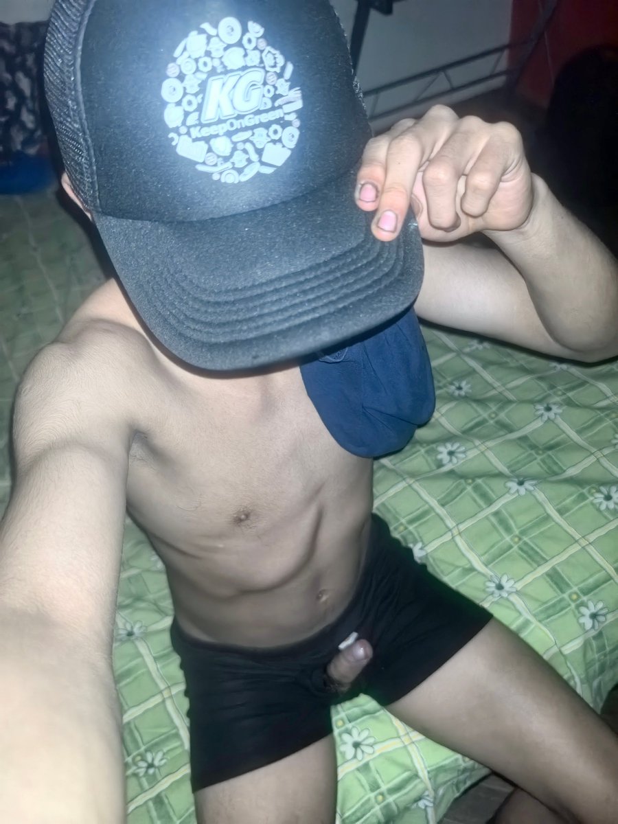 Omimen21's tweet photo. Por que ven lo que hay abajo? 🫡 https://t.co/T29WCRlJqV