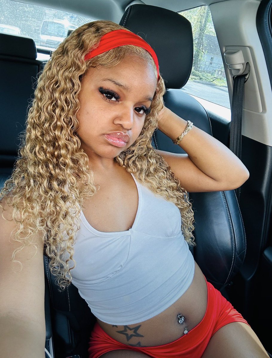 Wealth409's tweet photo. Pretty face😘
#chicago https://t.co/jxV9yIbpSQ