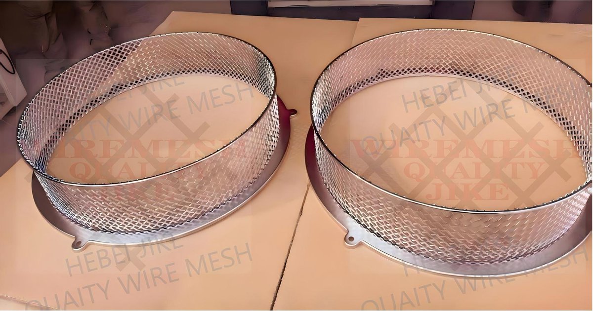 CHN_WIREMESH's tweet photo. Stainless steel circular mesh cage with flange base. Durable, anti-corrosion, easy to mount. Used for industrial filtration, ventilation and mechanical shielding.
CUSTOM SPECICATION SUPPORTED.
https://t.co/Ixqpssb0IB
janeliu@qualitywiremesh.com
wechat/whatsapp:+86-15831931141 https://t.co/FEPeZlnePm