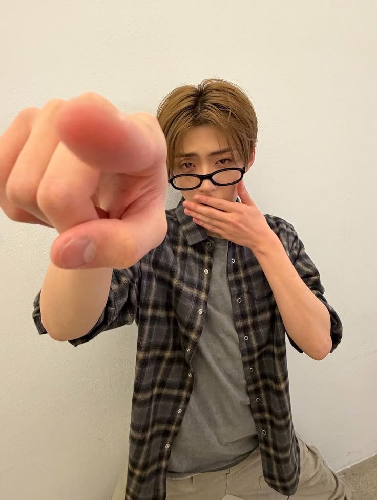 pinmetou's tweet photo. 정땅��....... 다시 날 끌어들인 남자..... https://t.co/guoNh9IFB2