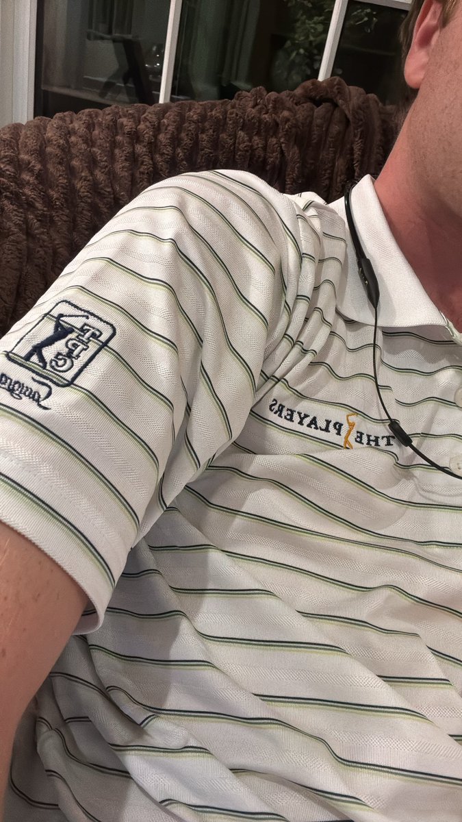 KarlMarx82's tweet photo. Yes I know a burnt out ex PGA Tour player who gave me a bunch of old polos that I wear on a regular basis. https://t.co/i7giS3OaEX