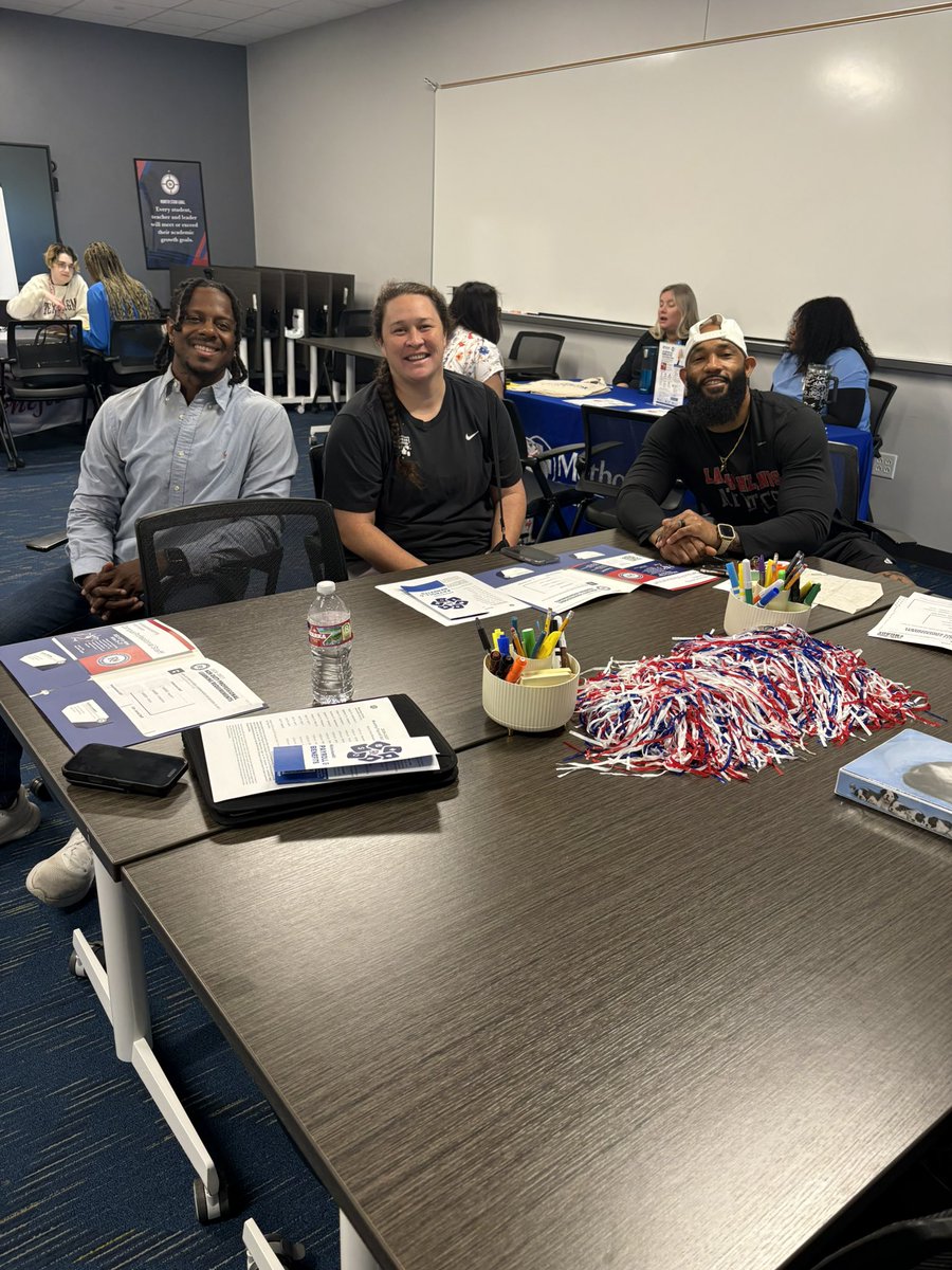 RISD_HR's tweet photo. These new @RichardsonISD hires are ready to be legendary! ๐
Orientation Day was underway and we canโt wait to see them at New Hire Week.
Welcome to Richardson ISD weโre glad you said yes! #RISDDreamOn #ReadyToBeLegendary https://t.co/6rVB7Bttkt