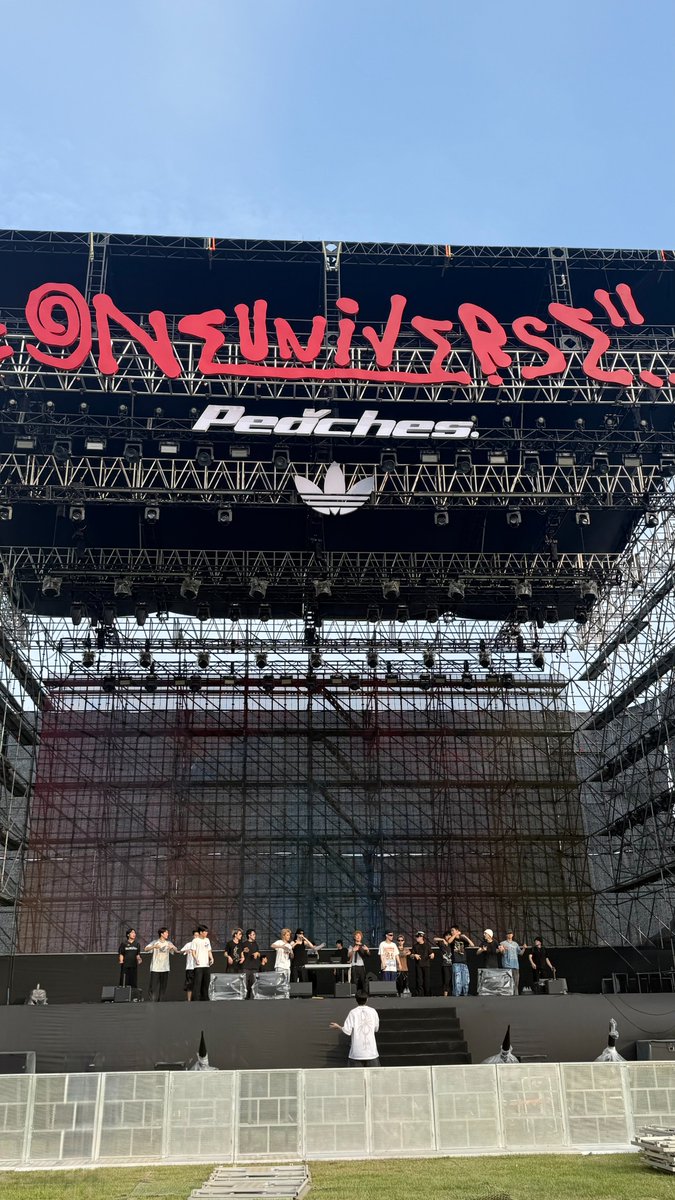 WDBZ_officialx's tweet photo. [📸] ONE UNIVERSE FESTIVAL 2026

𝗗-𝟭

위디비지 우리 낼 만나요💚

🗓️ 2026.07.25(SAT)
📍파라다이스시티

#위댐보이즈 #WDBZ #WeDemBoyz
#OUF2026 #원유니버스페스티벌 #oneuniversefestival https://t.co/JBd9LMbw2O