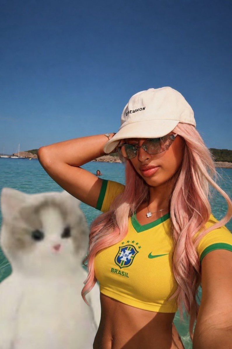 slumponline's tweet photo. @itsthatgigi well I made a new Miu edit https://t.co/oUWPpVJUvi