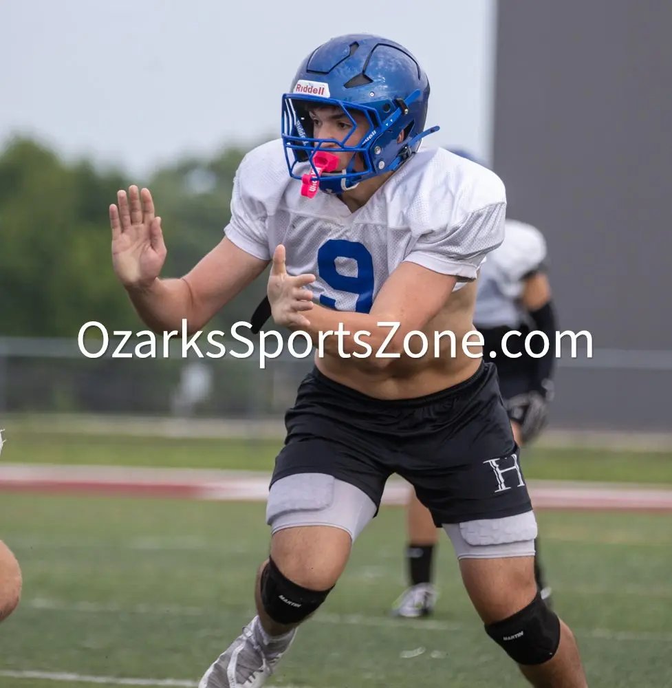 IssiahNicholl58's tweet photo. Had a fantastic first day @Evangel_FB camp. Looking forward to day 2 https://t.co/qxYkYaxoux
