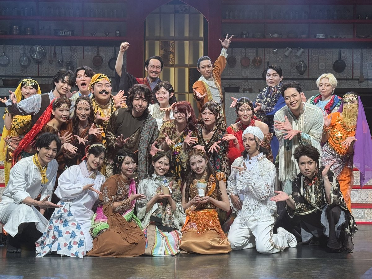 kokoro_odorupro's tweet photo. 【お誕生日をお祝いしました】

場当たり日にお誕生日の
髙橋果鈴さん、矢島美音さんのお誕生日お祝いさせていただきました！

#ナマステ https://t.co/b8Wy8AFBmI