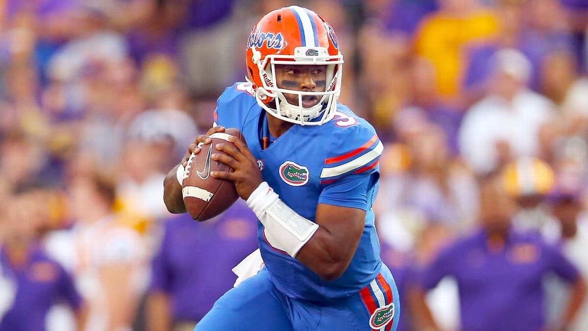 10YearsAgoCFB's tweet photo. Treon Harris is transferring out of Florida. The former starter threw for over 1,900 yards last season before losing the job.

Luke Del Rio and Austin Appleby now have the QB room to themselves in Gainesville. https://t.co/pLLY5yLt21