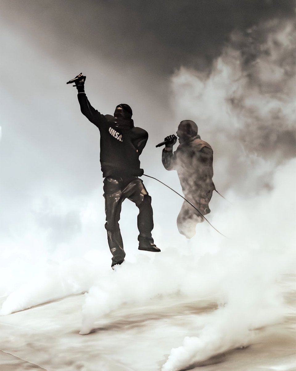 ATP_RAP's tweet photo. Ye officially has the highest grossing concerts by any Rapper in history 👀🚨

($16 million each night for his two shows at SoFi stadium in Los Angeles) https://t.co/A4MHZcZOX3