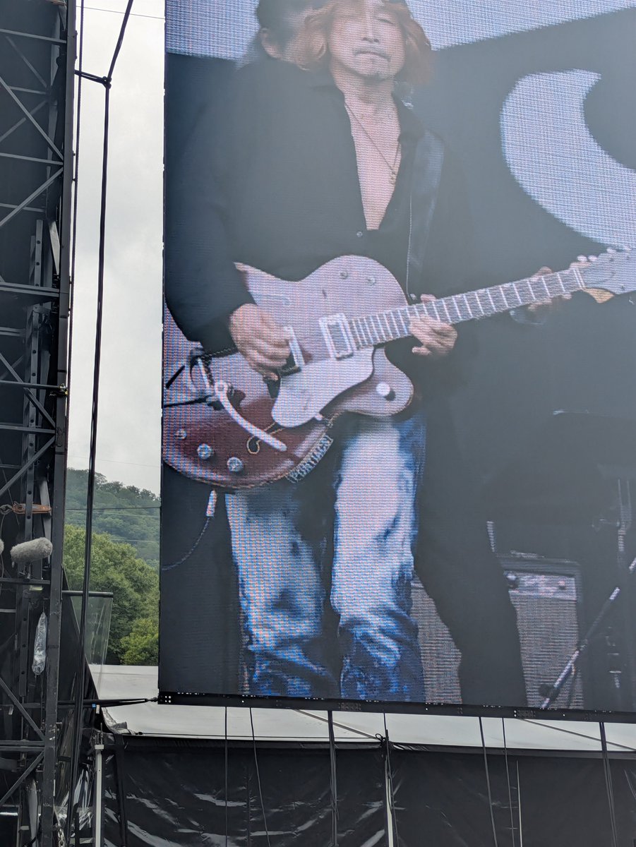 blue37xx's tweet photo. ガソリンの揺れ方！
#フジロック
#FUJIROCK
#ROUTE 17 Rock'n'Roll ORCHESTRA https://t.co/Q8AmzbOPI8