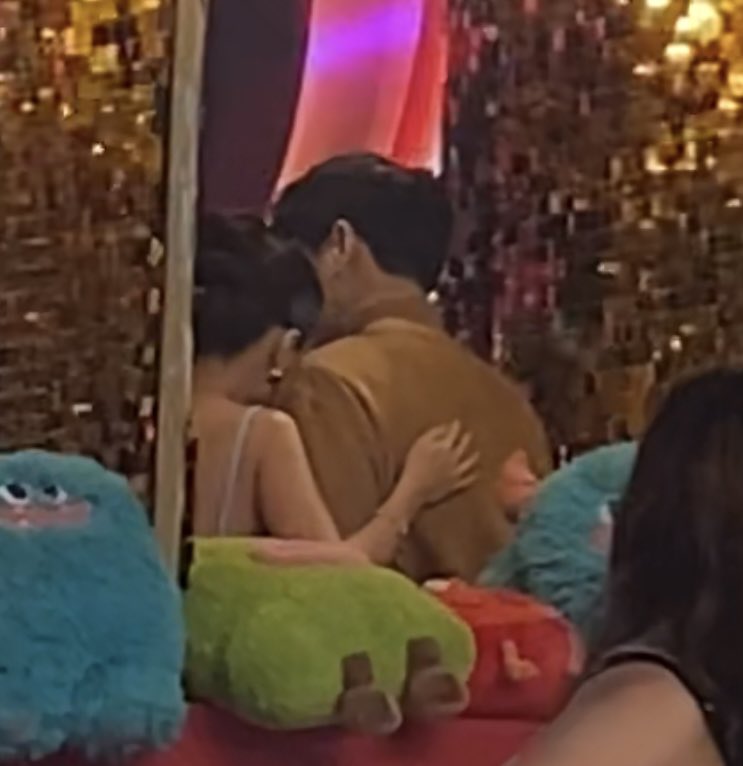 _dashcam's tweet photo. happy 24th, cheffies 💛 https://t.co/JphGXish6A