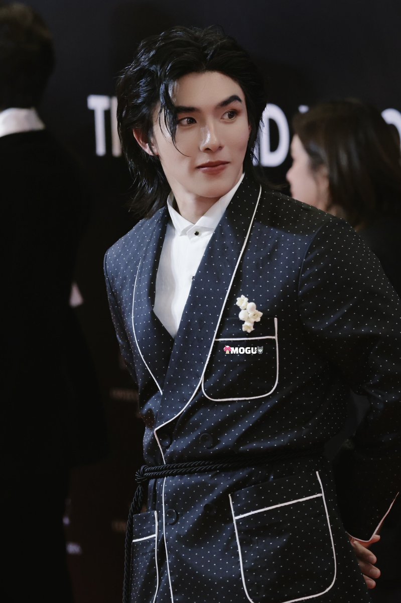 MOGUloveCAT's tweet photo. Dual Charm 🤵🏻

BXXM AT Y AWARDS 2025

#ThailandYContentAward2025
#Yawards2025xHLN
#RVW https://t.co/WoKmD32DAn