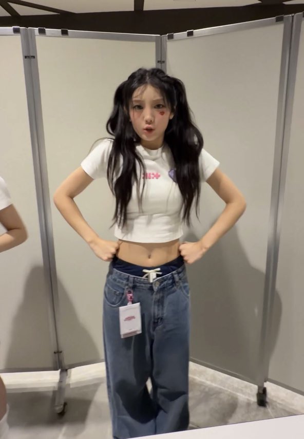 mooo_r1's tweet photo. 온나노코속성의자세젤잘함 https://t.co/8u7UdbivrM