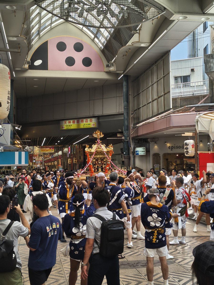 kenn811's tweet photo. 天神祭だ‼️ https://t.co/w75Qss9QeU