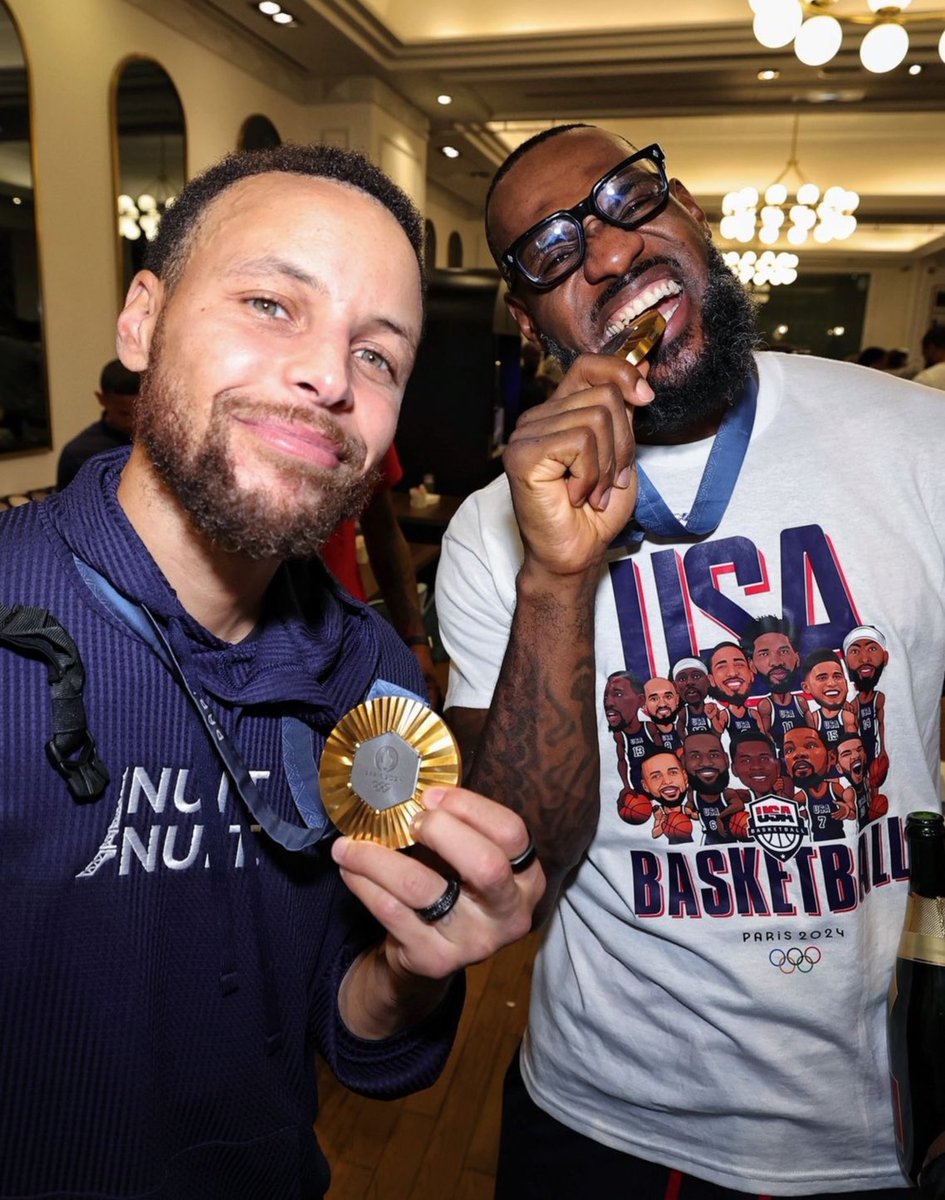 30problemz's tweet photo. If LeBron James signs with the Warriors, i’ll send everyone who like this tweet $1000. Must be following https://t.co/5vt8NBUEog