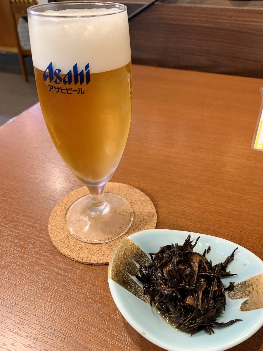 amouSR400's tweet photo. 今日は休みだ、昼からビール🍺 https://t.co/j54vufoEze