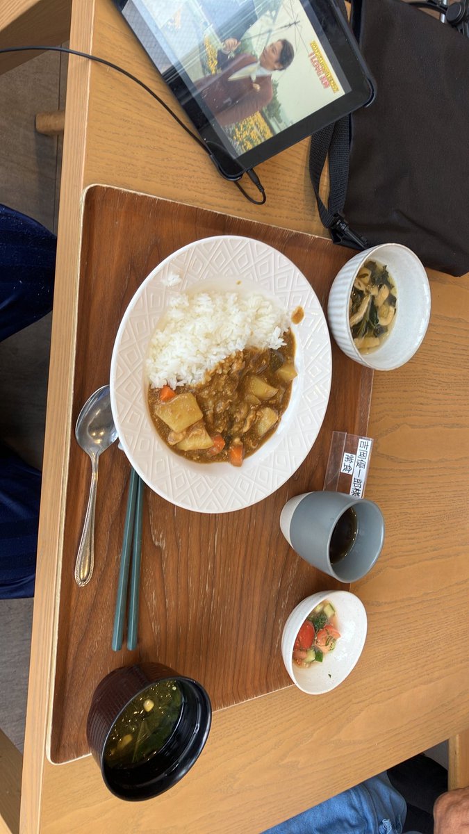 yuichiro1964's tweet photo. 今日のお昼ごはん https://t.co/c67XiuzU4M