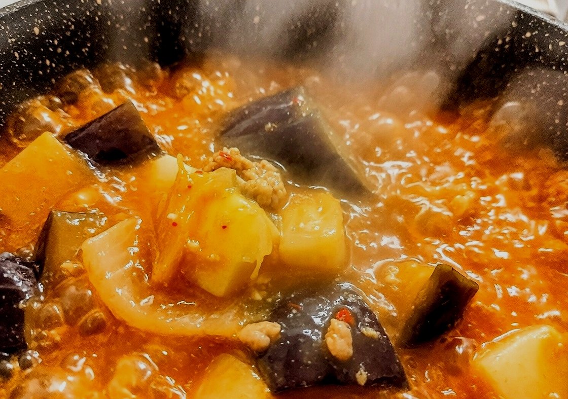 hee20211112's tweet photo. 8月…ｸﾞﾂｸﾞﾂ……ｸﾞﾂｸﾞﾂｸﾞﾂ………🍲🌶️

本日もよろしゅう！笑 https://t.co/BUMQ0eyZYm