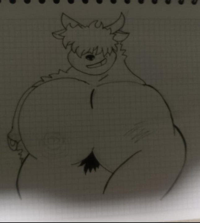 KumaVaras58546's tweet photo. Antes y después del dibujo del toro lechero 😚😏 https://t.co/QSBS4nt0kG