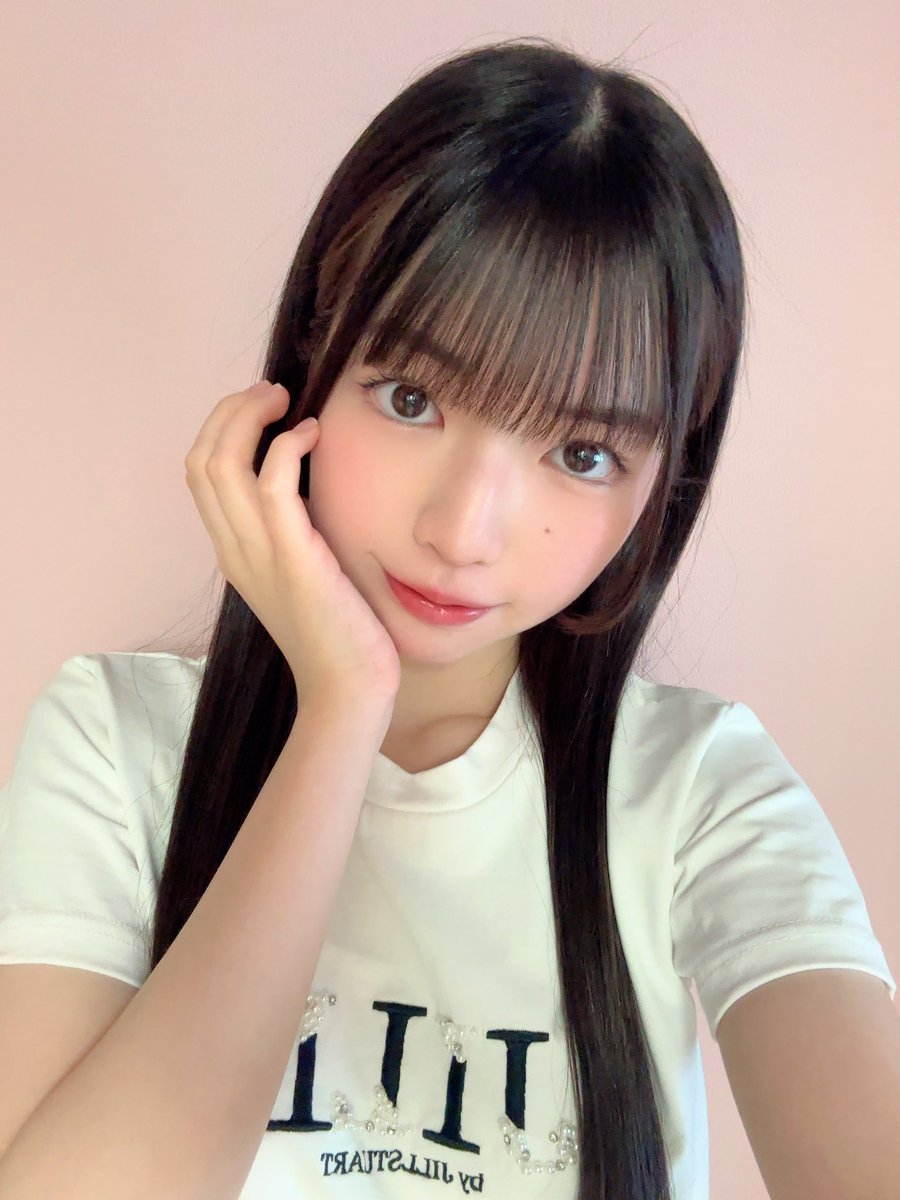 mii_chan1120's tweet photo. SKE48 37thシングル #ため息未来
オンラインサイン会&amp;チェキ会&amp;抽選会
第2次販売の受付が今日までとなっています📢

サイン会完売ありがとうございます✨

チェキ会と抽選会はまだ販売中なので、ぜひチェックしてくださいね👀💞
https://t.co/7qSlmya49e

#SKE48  #みやびーむ撃たれ隊 https://t.co/LmoBDZg60j