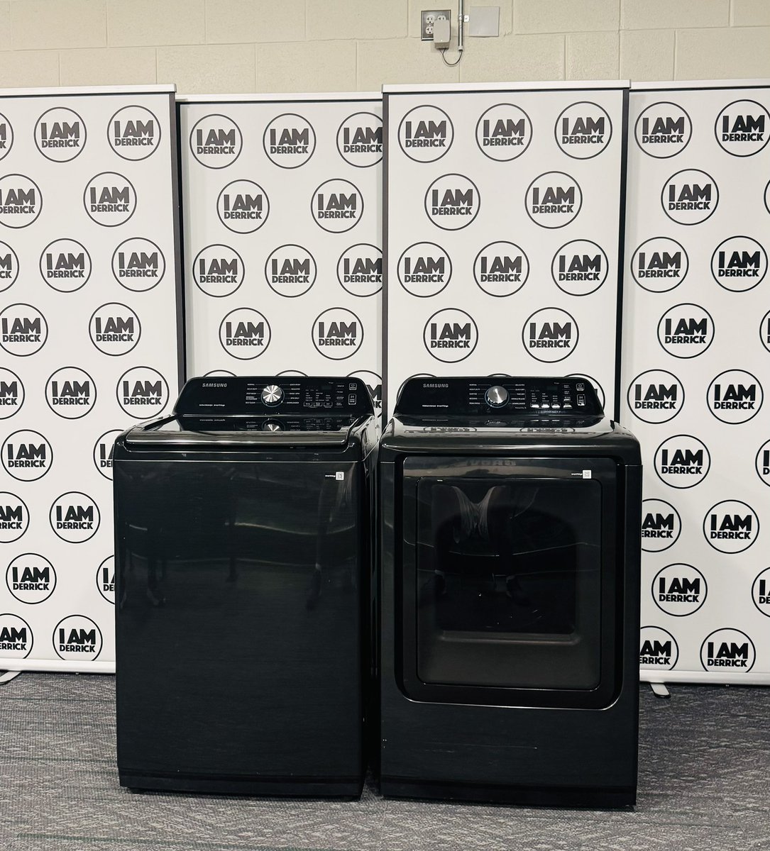 DCSummerLeague's tweet photo. 🏀 PLAYOFF TEAMS!

Playing tomorrow? Come early and bring your uniforms!

📸 We’re taking laundry room photos and interviewing players about why laundry rooms matter.

Because this is bigger than basketball.
Championships win trophies. Laundry rooms build legacy. https://t.co/tjd92vajpy