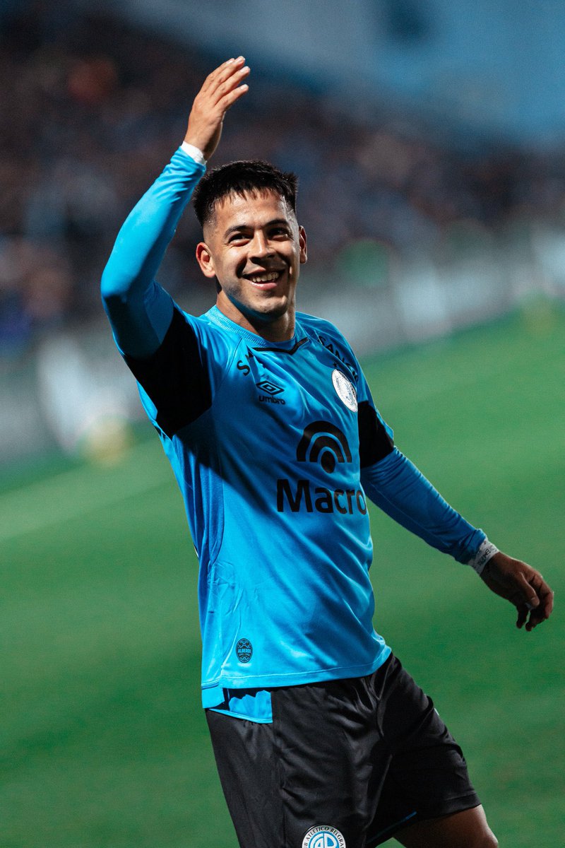 valla_invicta's tweet photo. #TorneoClausura | Resultados Jueves (Primera Fecha):

- Belgrano 2 - Rosario Central 1
- Sarmiento 2 - Argentinos Juniors 3
- Defensa y Justicia 1 - Aldosivi 1 https://t.co/MSCRgR2HCa