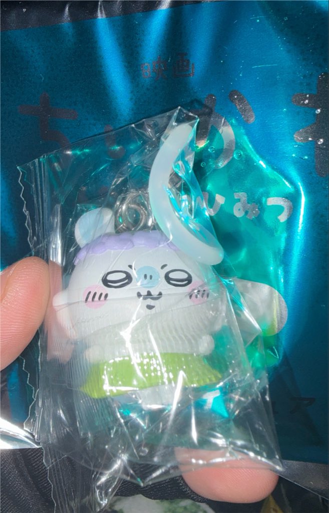 puti0o0's tweet photo. 【交換】ちいかわ　映画　特典 めじるしアクセサリー

譲）モモンガ

求）シーサー

埼玉川越周辺手渡しor郵送交換希望
出先の為IDなし https://t.co/10r6uI0fB4