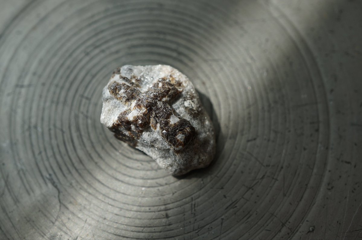 jokei__'s tweet photo. 本日21:00出品

ロシア産パイライトノジュール Pyrite Nodule
ロシア産スタウロライト Staurolite https://t.co/Ea3WmuXxNc