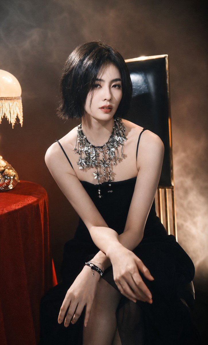 thedairylife's tweet photo. #BaiLu #WangYunna 

Baby!!!🥹                                         MOMMY!!!!🔥 https://t.co/RwwVGZGxGG